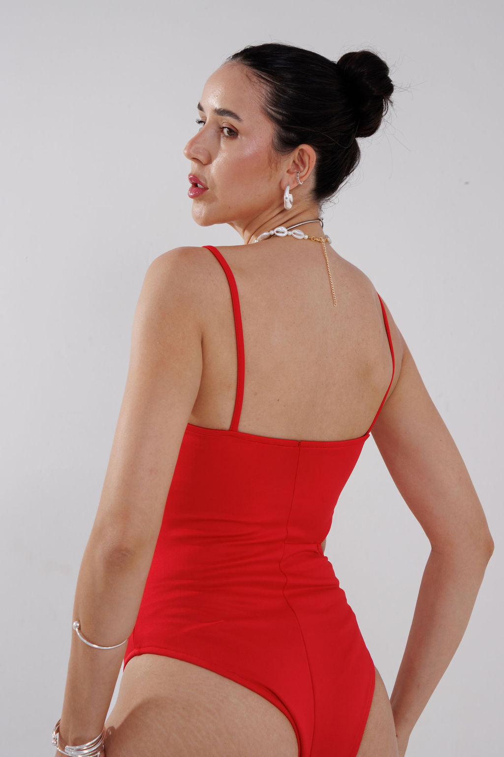 BODY RECORTES DECOTE QUADRADO MUSA