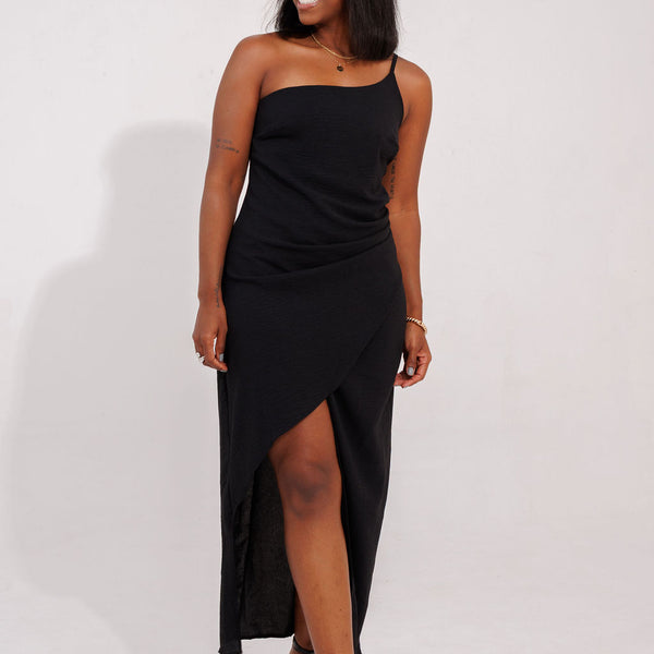 VESTIDO MIDI ASSIMETRICO COM FENDA IBIZA