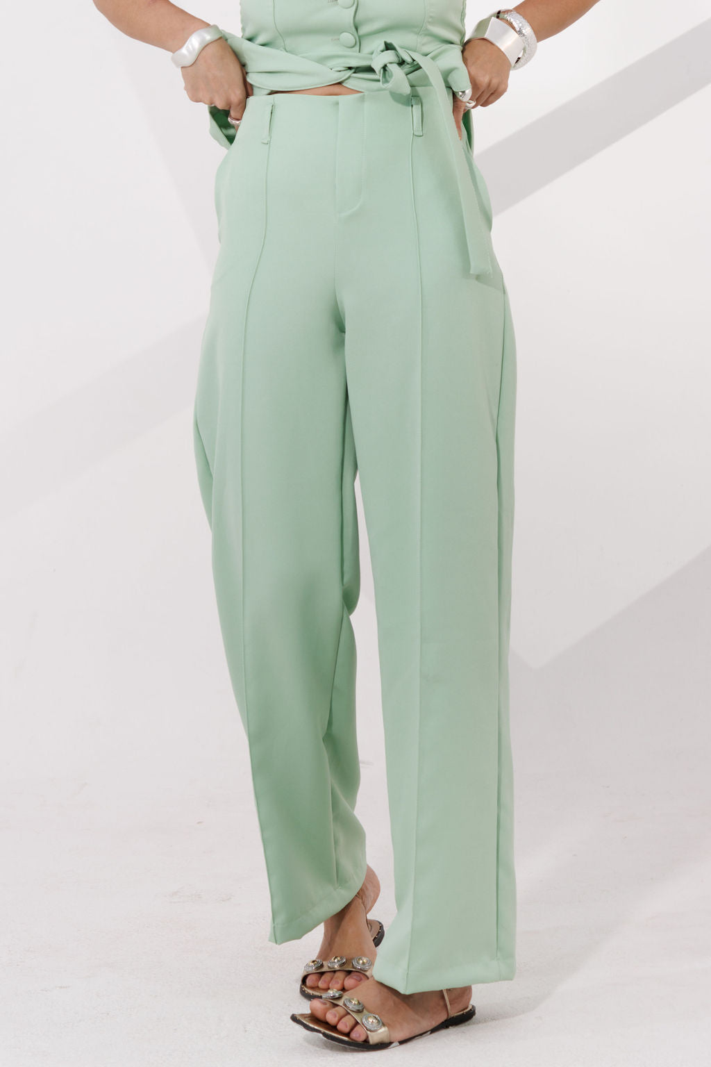 CONJUNTO ALFAIATARIA TOMARA QUE CAIA GABI