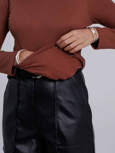 BLUSA CANELADA PELUCIADA
