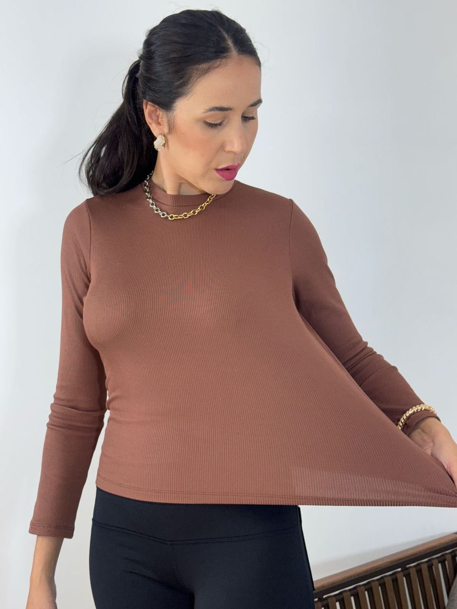 BLUSA CANELADA PELUCIADA