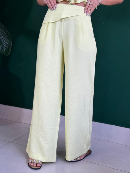 CONJUNTO CALÇA E BLUSA DECOTE EM V VIVIAN