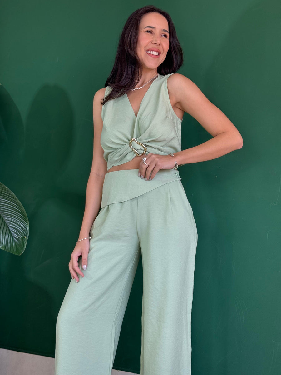 CONJUNTO CALÇA E BLUSA DECOTE EM V VIVIAN