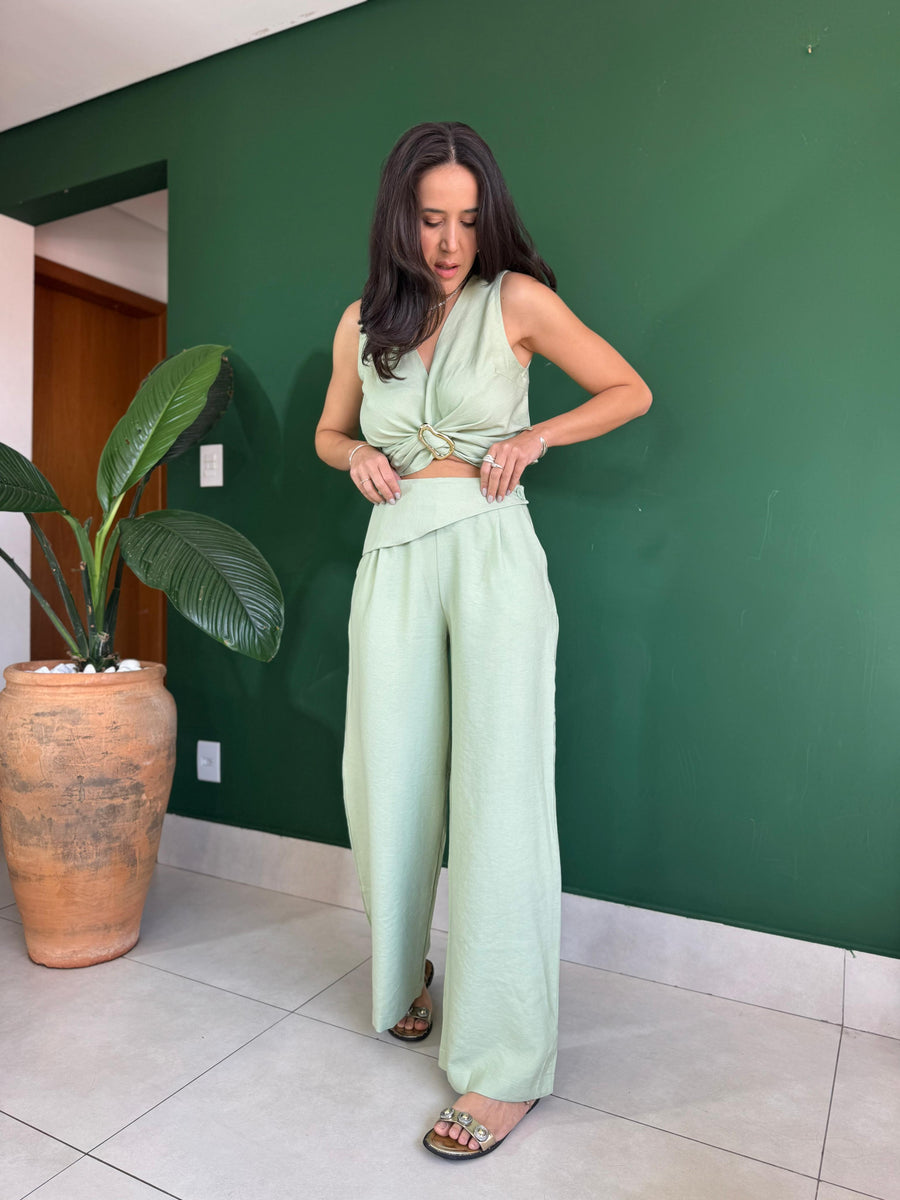 CONJUNTO CALÇA E BLUSA DECOTE EM V VIVIAN