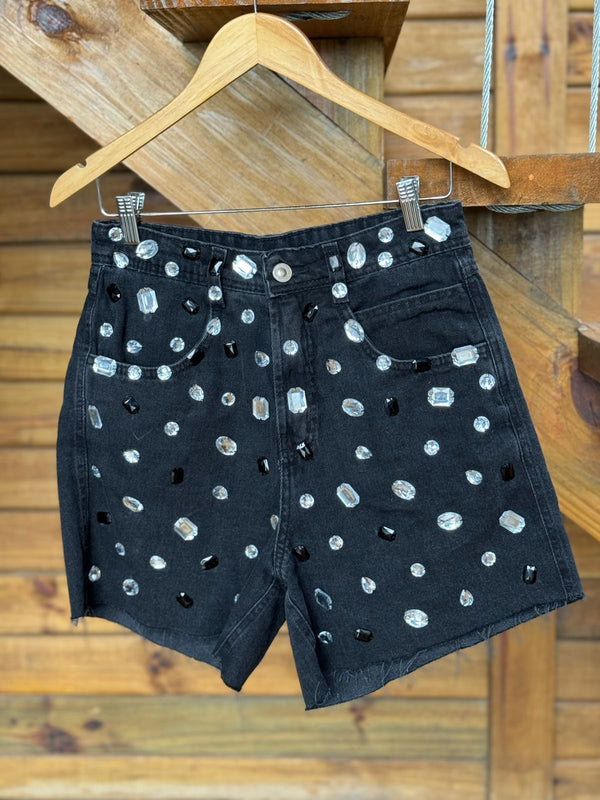 BERMUDA BORDADA PEDRARIA GLOW