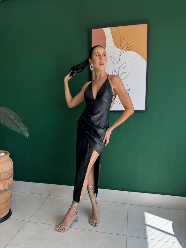 VESTIDO DE COURO MIDI FLAVIA